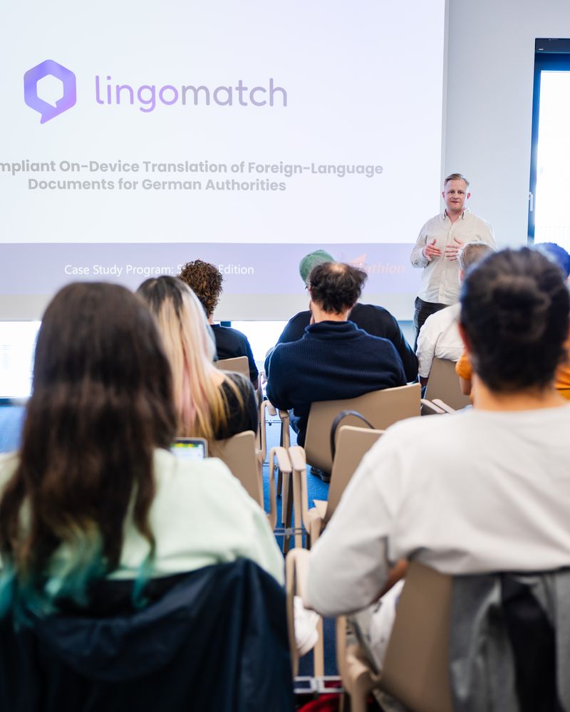 Florian Crosbie stellt die lingomatch-Case-Study beim Kick-off vor