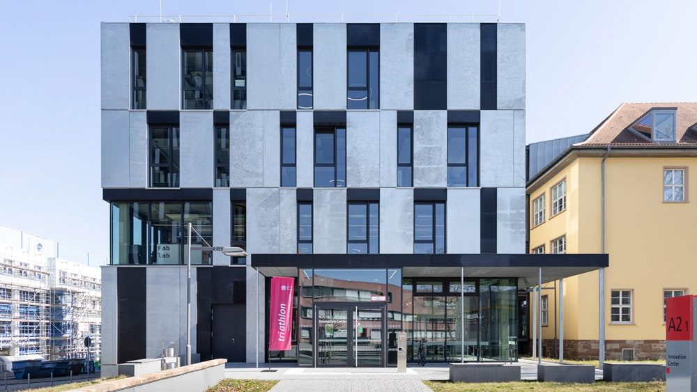 Innovation Center der Universität des Saarlandes, Außenansicht